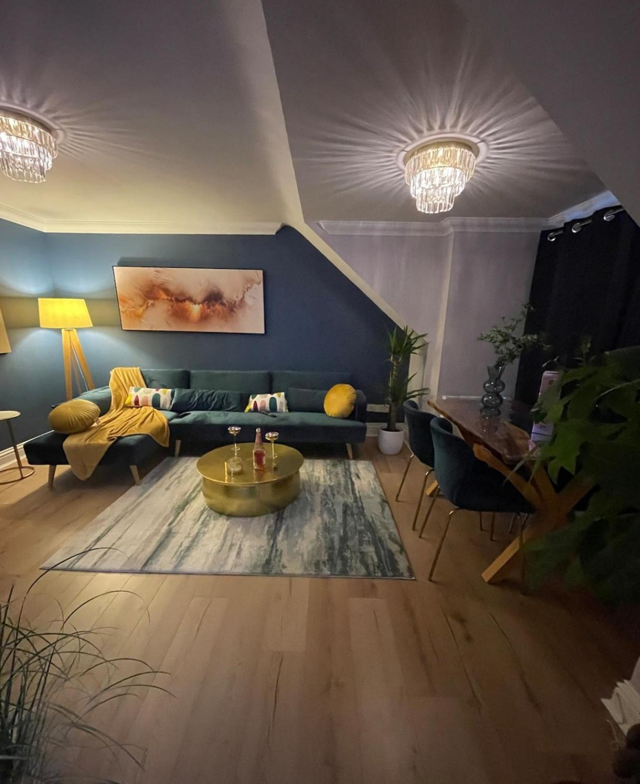 Luxury Boutique - Amazing Location *